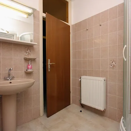 Puntinak 718b Appartamento